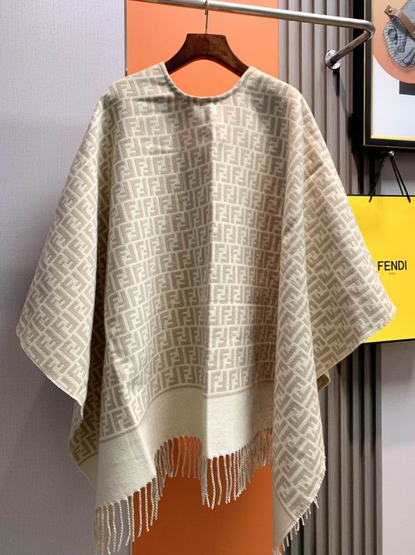 Fendi cloak E18